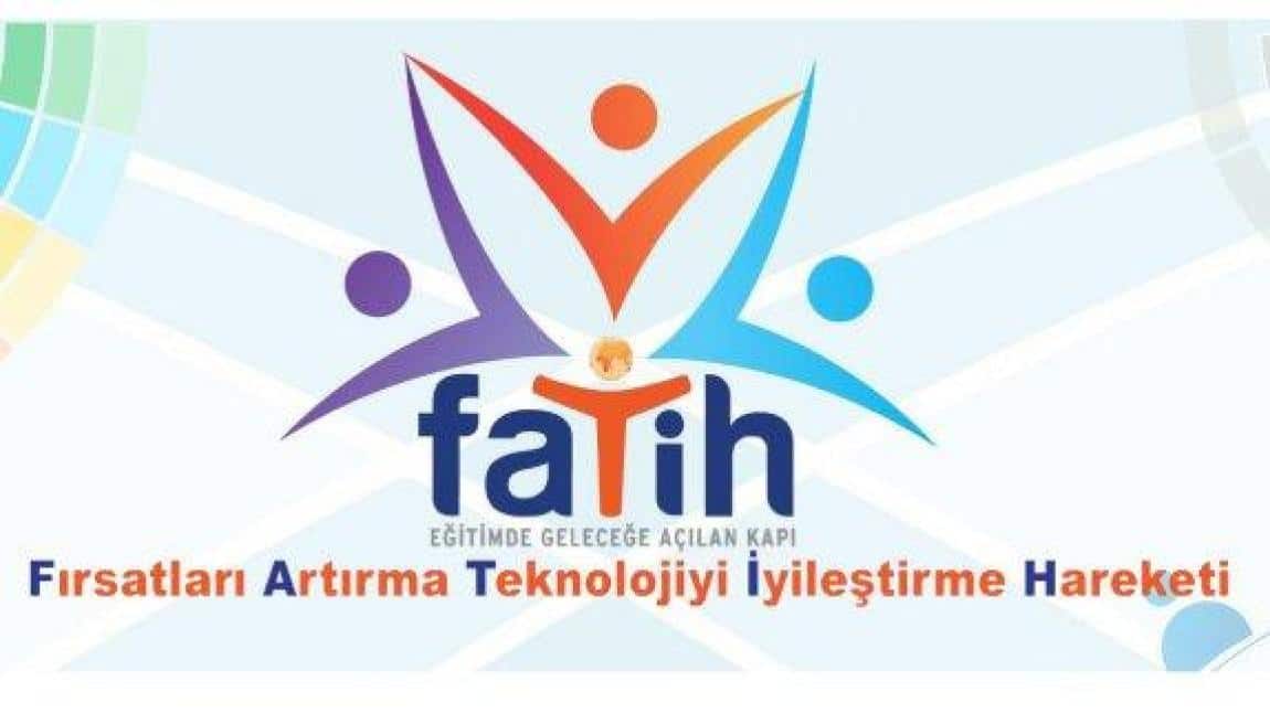 Fatih Projesi Kapsamında Okulumuza  Etkileşimli Tahta Kurulumu Yapıldı